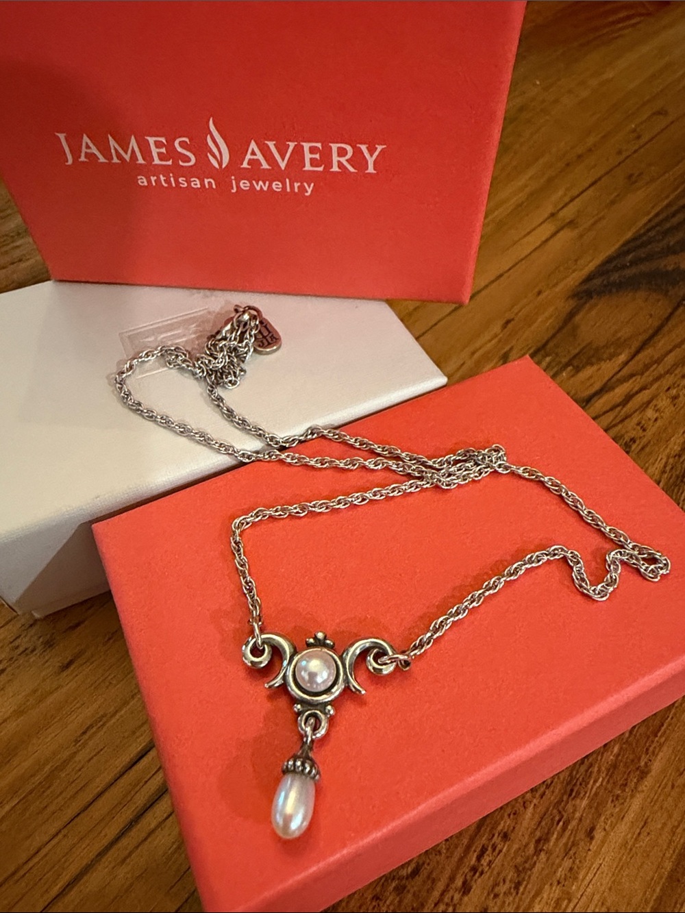 Retired James Avery Silver Necklace with Pearl Drop in Silver